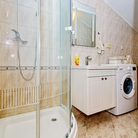 Duplex In Peaceful Area - דירה זאדאר