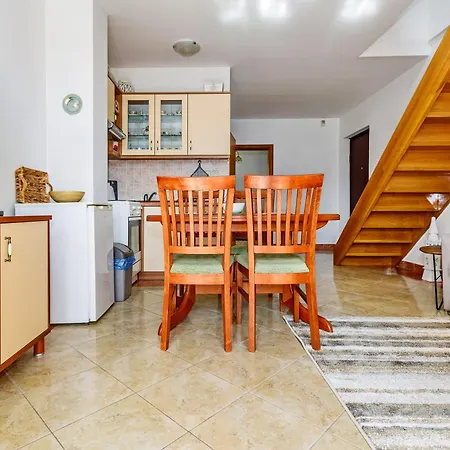Apartament Duplex In Peaceful Area -