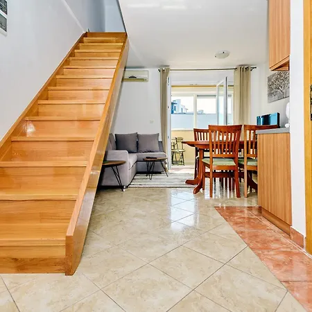 Apartament Duplex In Peaceful Area - Zadar